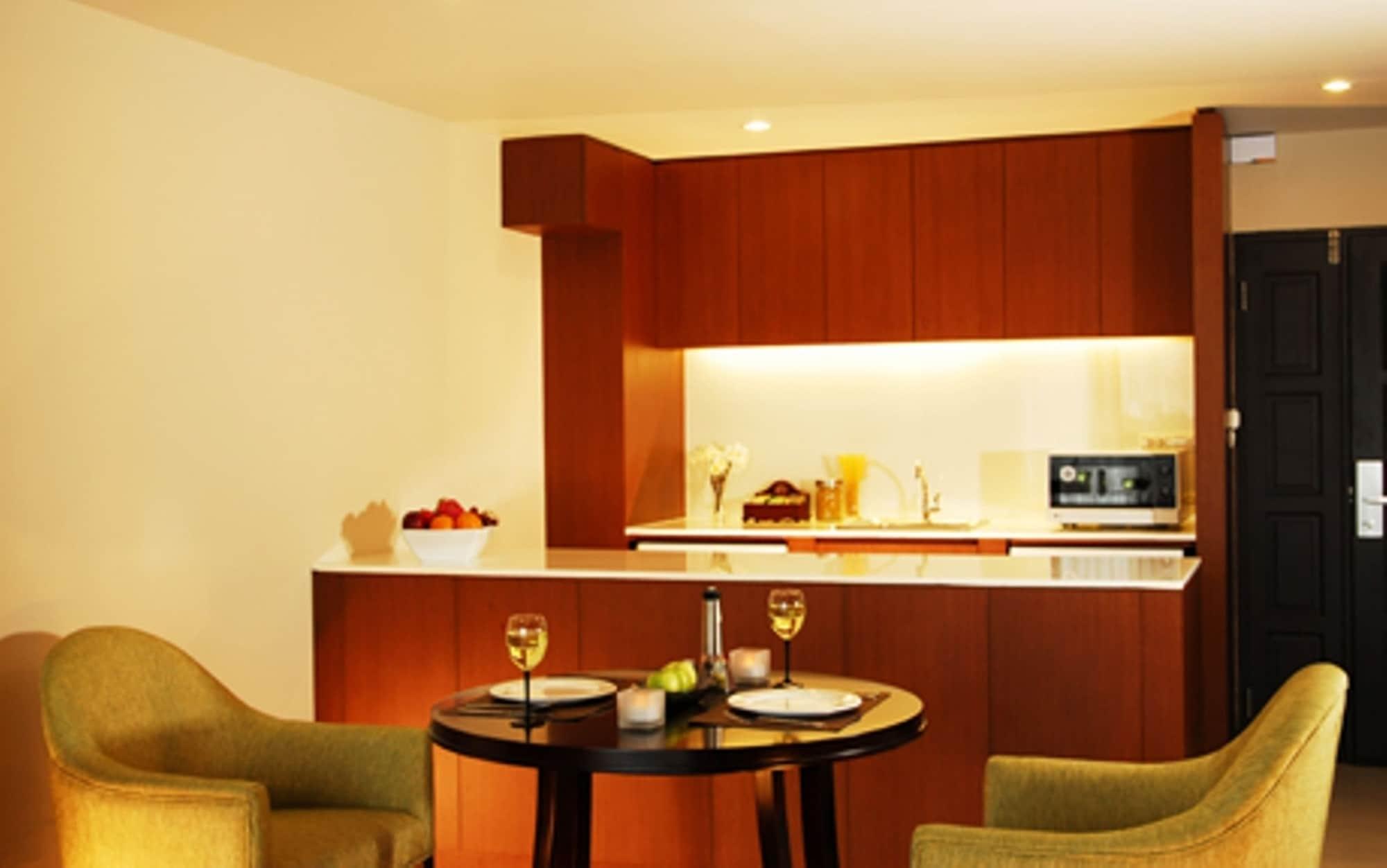 Ziniza The Boutique Service Hotel 3*