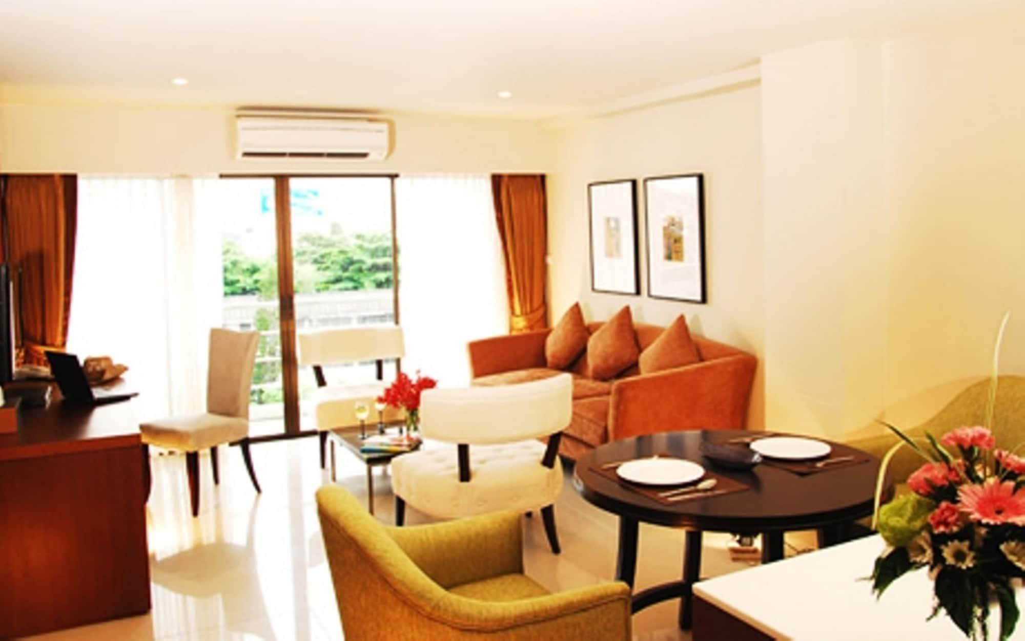 Ziniza The Boutique Service Hotel Bangkok