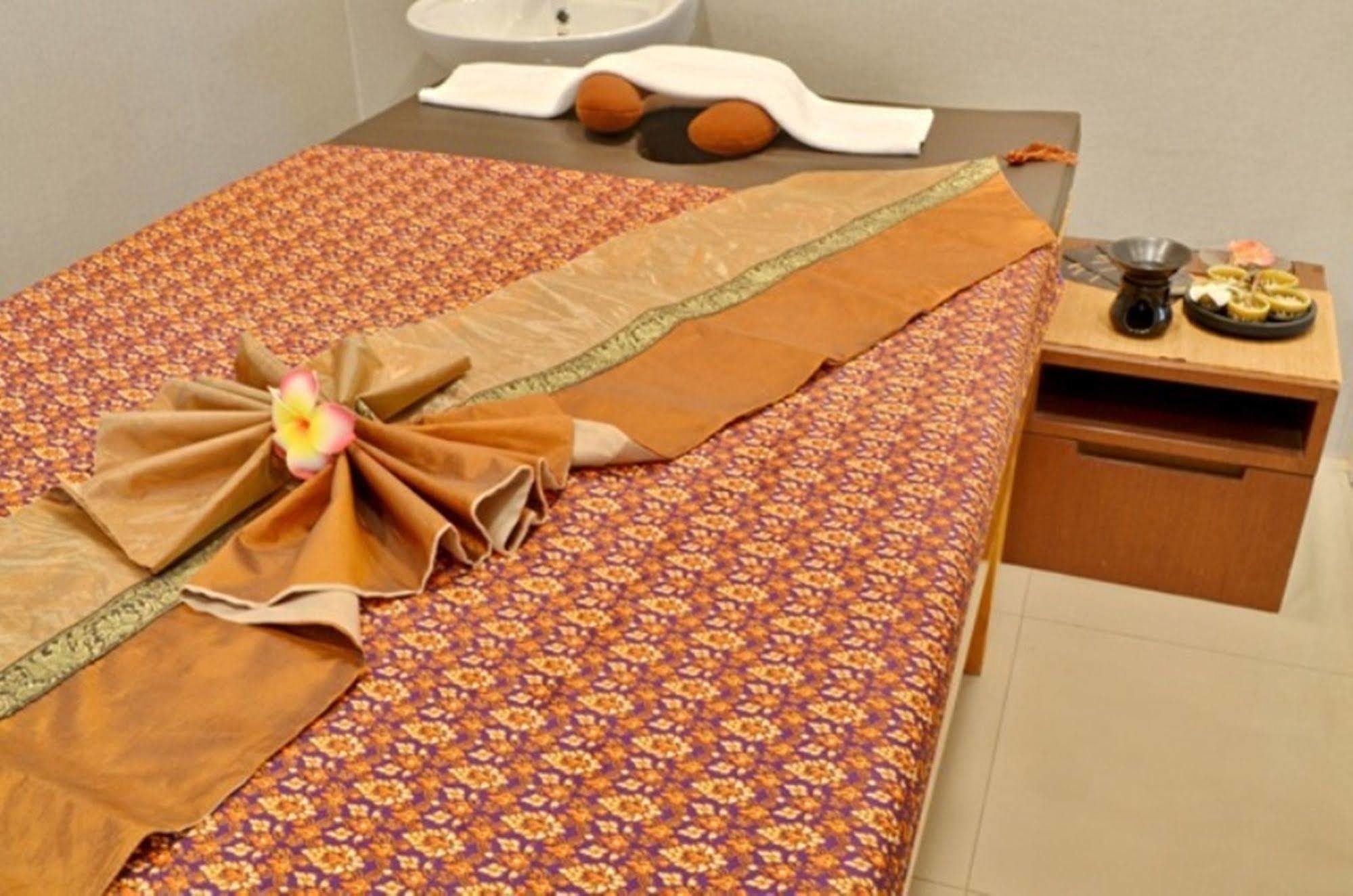 Ziniza The Boutique Service Hotel Bangkok
