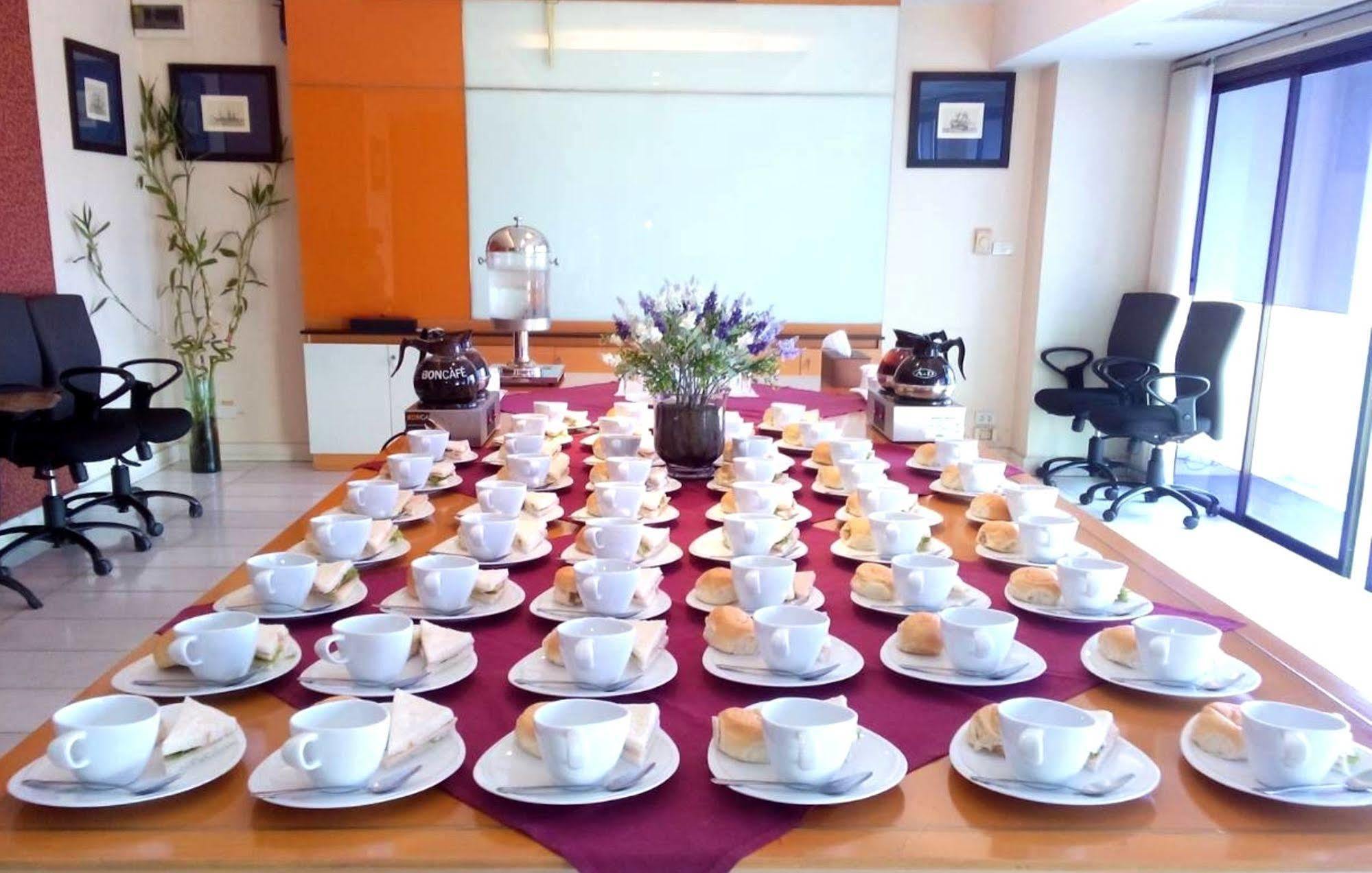 Ziniza The Boutique Service 3* Bangkok